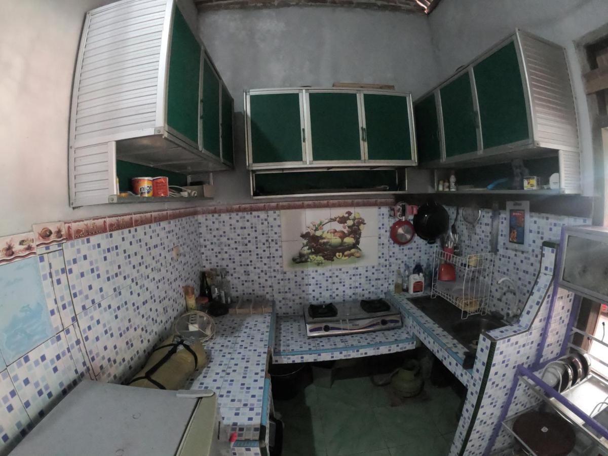 Owl Hostel Karimunjawa Luaran gambar