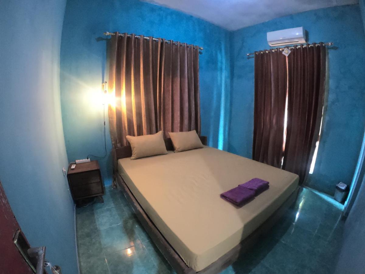 Owl Hostel Karimunjawa Luaran gambar