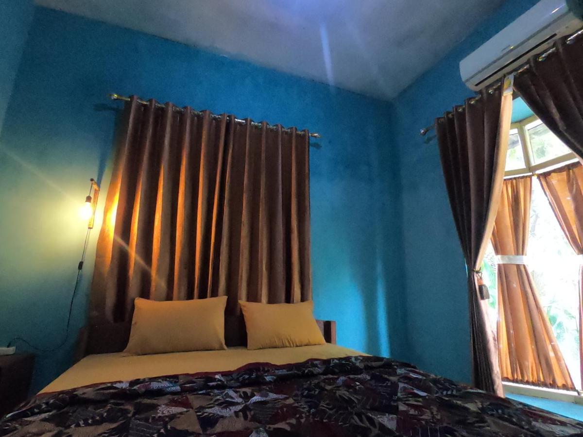 Owl Hostel Karimunjawa Luaran gambar