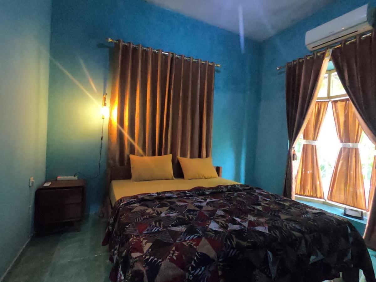 Owl Hostel Karimunjawa Luaran gambar