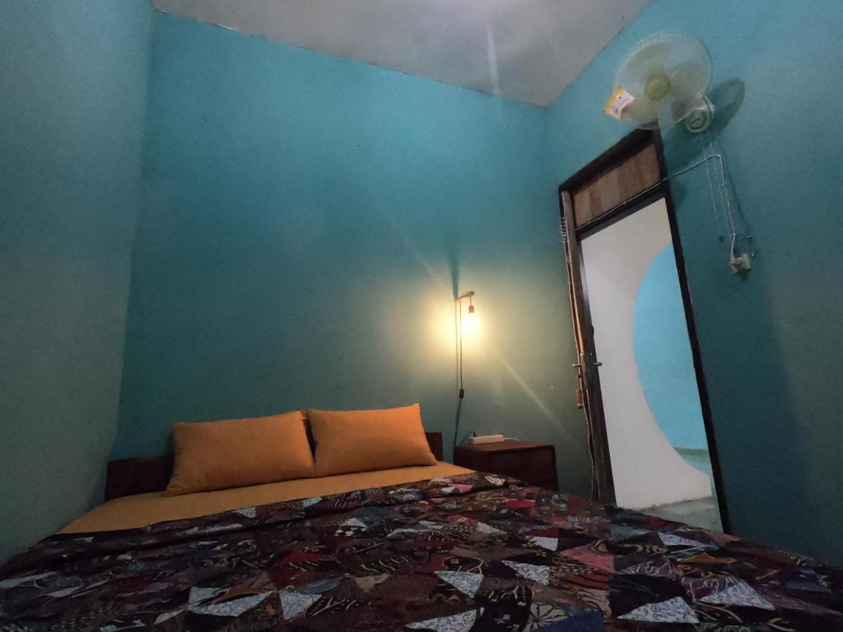 Owl Hostel Karimunjawa Luaran gambar