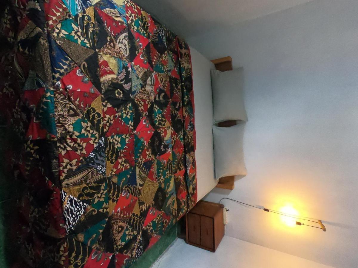 Owl Hostel Karimunjawa Luaran gambar