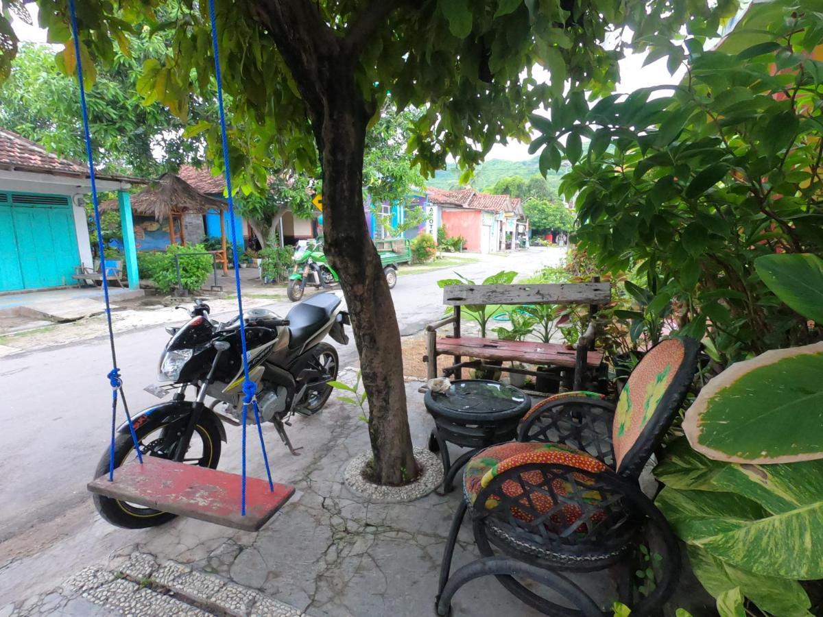 Owl Hostel Karimunjawa Luaran gambar