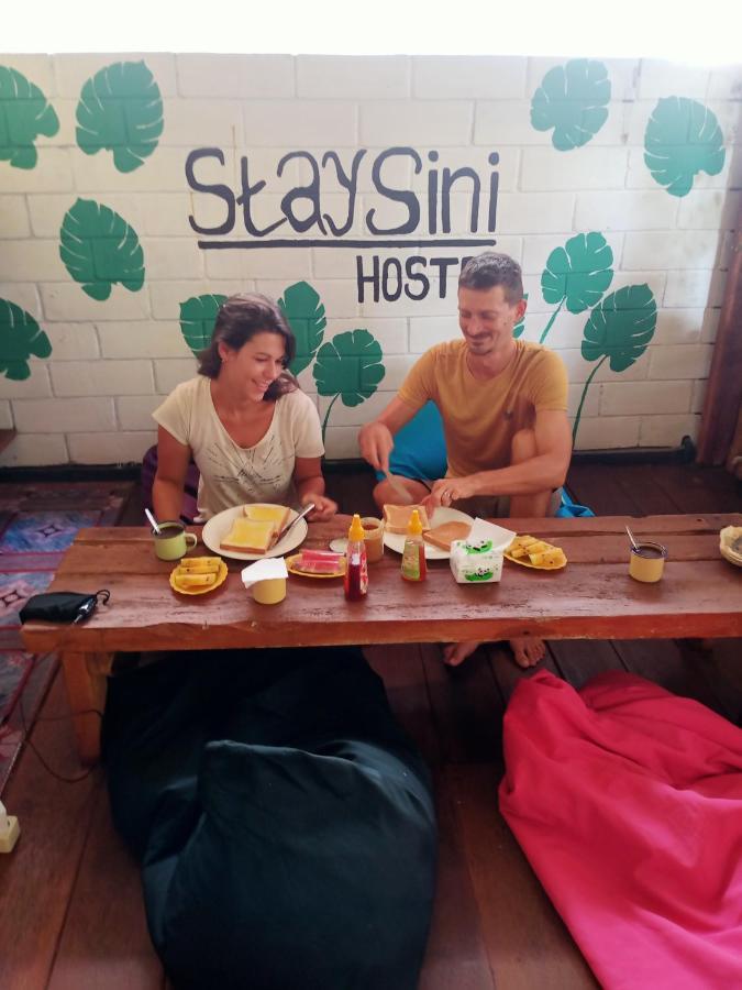 Owl Hostel Karimunjawa Luaran gambar