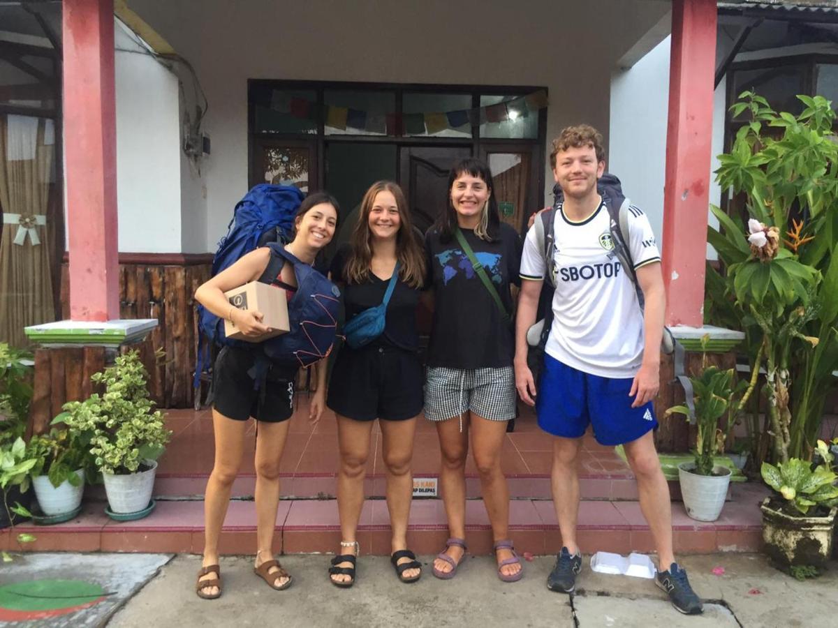 Owl Hostel Karimunjawa Luaran gambar